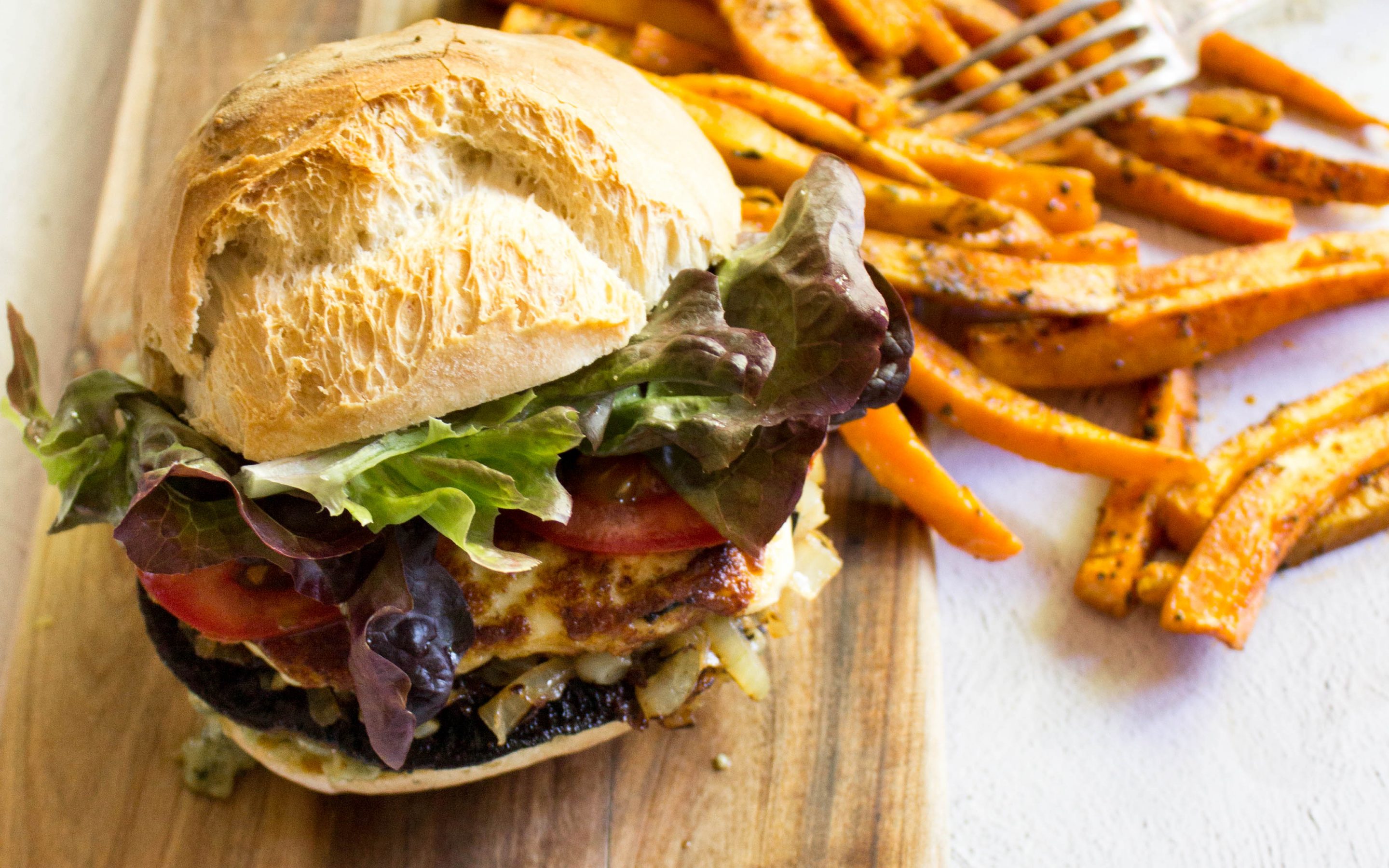 Mushroom and Haloumi Burger | Australian Mushrooms